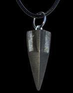 Scythisch Een hanger in de vorm van een bronzen pijlkop. In