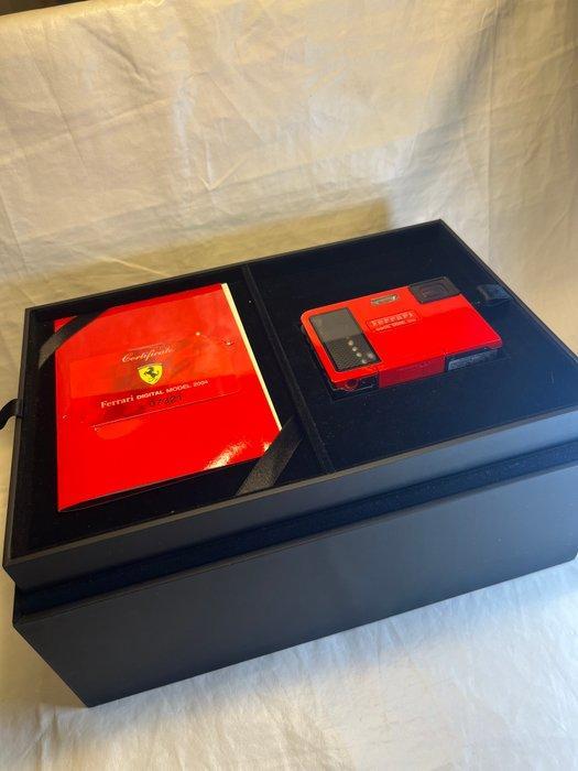 Olympus Ferrari digital model 2004 , mint in doos Digitale, Audio, Tv en Foto, Fotocamera's Digitaal