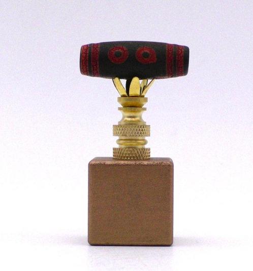 Zeldzame Oude Tibetaanse 5 Ogen Agaat Dzi Amulet, Verzamelen, Dierenverzamelingen