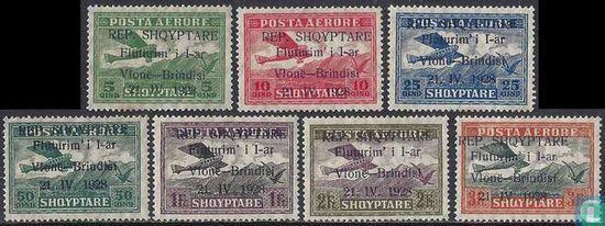 Albanië - Vliegtuig en adelaar boven Tirana - 1928, Postzegels en Munten, Postzegels | Europa | Overig, Postfris, Verzenden