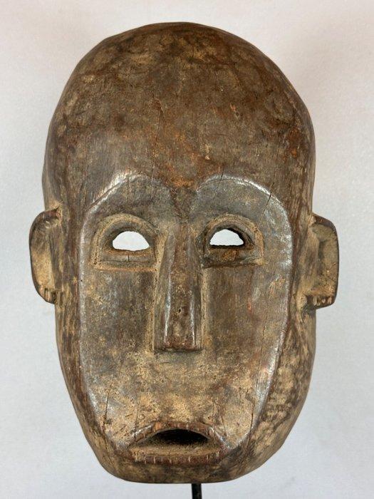 African heavy Kumu mask - Congo., Antiek en Kunst, Kunst | Niet-Westerse kunst