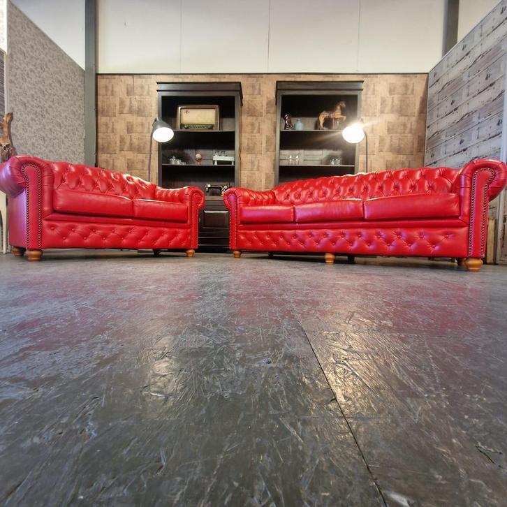 Chesterfield Melbourne set - 2 + 3-zits - Rood, Huis en Inrichting, Banken | Bankstellen, Nieuw, Leer