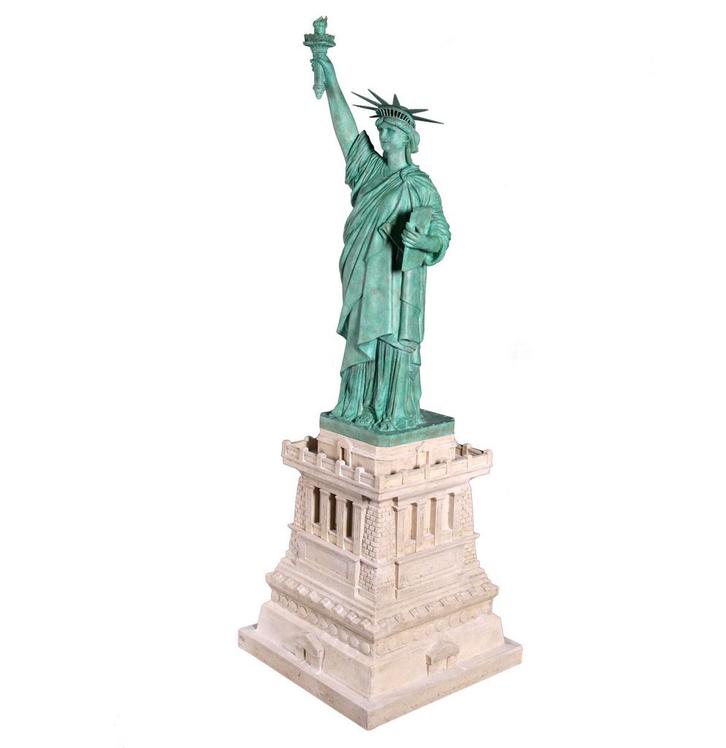 Vrijheidsbeeld Statue of Liberty op Voet Beeld 1.88 Meter, Verzamelen, Beelden en Beeldjes, Ophalen