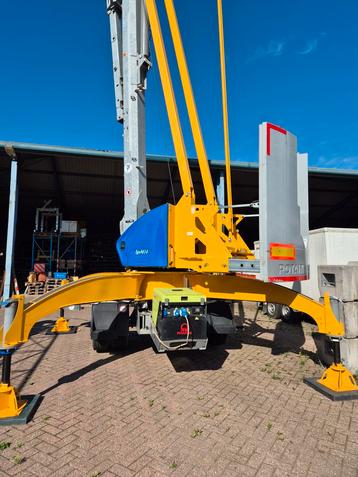 Bouwkraan Potain IGO M14 beschikbaar voor biedingen