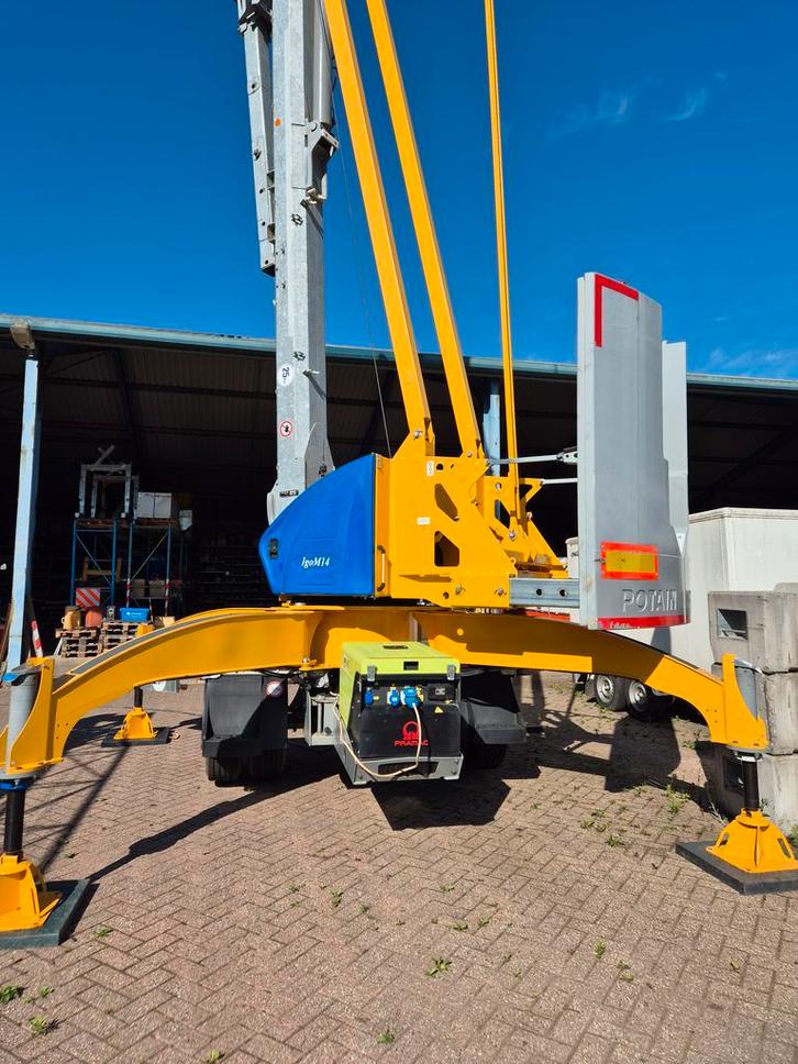 Bouwkraan Potain IGO M14, Zakelijke goederen, Machines en Bouw | Kranen en Graafmachines, Hijswerktuig
