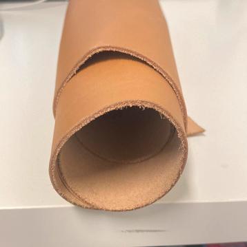 Plantaardig gelooid Full Vegetable - Tuigleer 1.6/1.8mm beschikbaar voor biedingen
