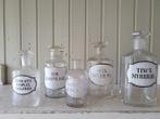 5 oude glazen apothekerspotten met etiket - Glas