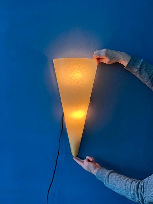 Astonishing Hand-Made Glass Wall Sconce with Gold Elements, Huis en Inrichting, Lampen | Wandlampen, Nieuw, Ophalen of Verzenden