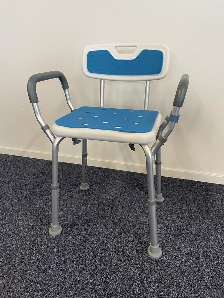 Zorgoutlet Alkmaar - Douchestoel Nieuw in doos op voorraad!, Diversen, Verpleegmiddelen, Nieuw, Ophalen of Verzenden