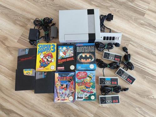 Nintendo - Nes - Nintendo Entertainment System with boxed, Spelcomputers en Games, Spelcomputers | Overige Accessoires