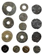 Indonesië. Collection of 14-17th century tin Pitis & Masa, Postzegels en Munten