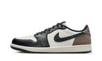 Jordan 1 Retro Low OG Mocha, Kleding | Heren, Schoenen, Nieuw