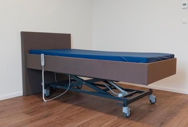 Zo goed als Nieuwe Hoog Laag Bedden incl. 3 jr Garantie, Diversen, Verpleegmiddelen, Zo goed als nieuw, Verzenden