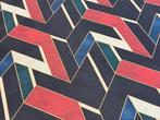 Luxe stof met driedimensionale geometrieën - een meesterwerk, Antiek en Kunst, Antiek | Kleden en Textiel