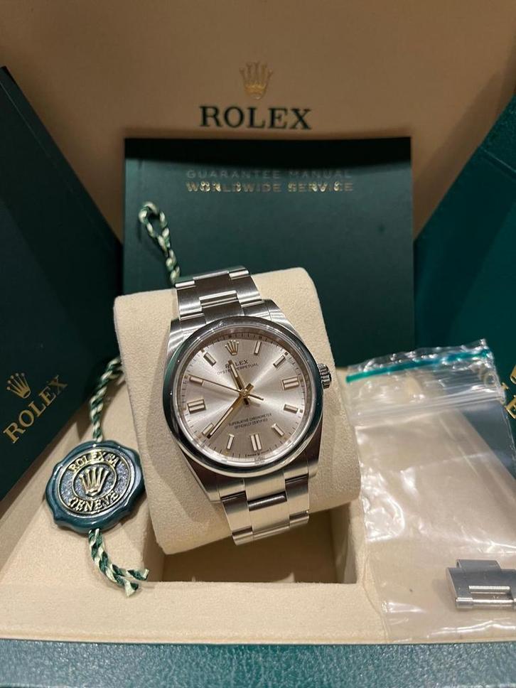 Rolex Oyster Perpetual (2025) New Unworn 126000, Sieraden, Tassen en Uiterlijk, Horloges | Heren, Staal, Nieuw, Staal, Rolex, Polshorloge