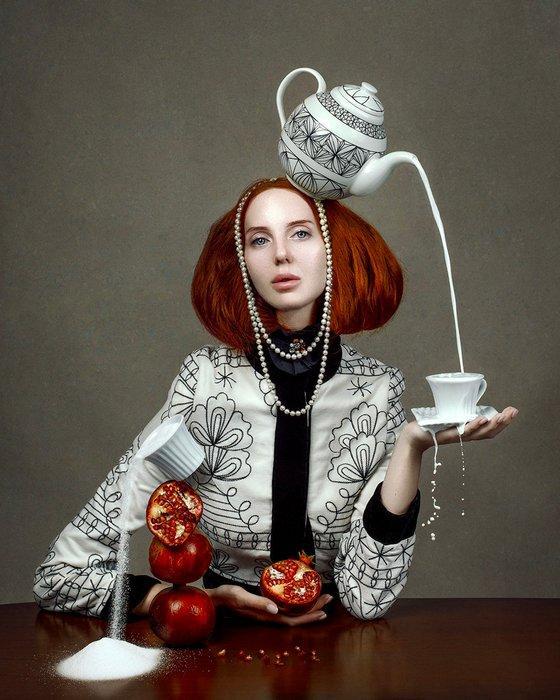 Elena Paraskeva - High Tea -XL, Antiek en Kunst, Kunst | Designobjecten