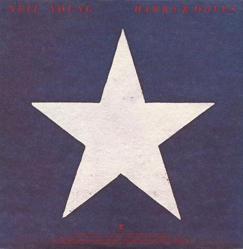 LP gebruikt - Neil Young - Hawks &amp; Doves, Cd's en Dvd's, Vinyl | Rock, Zo goed als nieuw, Verzenden