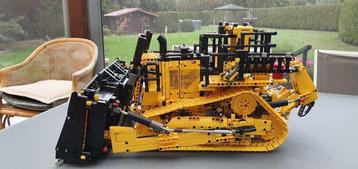 Lego Set - 42131 - Technic - CAT D11 Bulldozer beschikbaar voor biedingen