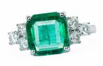 3.86 Cts Vivid - Intense Green Emerald (Zambia) - 0.62 Cts
