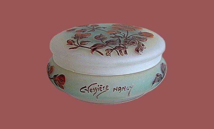 Nancy - Doos - Glas - Ondertekend C Vessiére, Antiek en Kunst, Antiek | Glas en Kristal