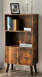 Retro Boekenkast met Deuren en Houten Poten – 3 Niveaus, Verzenden, Nieuw