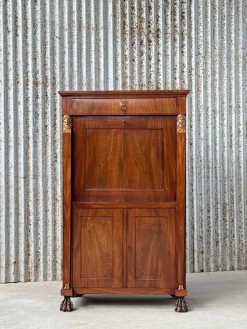 Console, trumeau, secretaire, commode, laden kast, kabinet beschikbaar voor biedingen