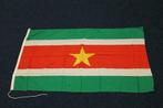 Surinaamse vlag, vlag van Suriname. 100 x 150cm Nieuw!, Nieuw, Verzenden