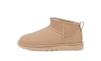 UGG Classic Ultra Mini Boot Mustard Seed - maat 41 (Laarzen), Kleding | Dames, Schoenen, UGG, Verzenden, Nieuw, Sneakers of Gympen