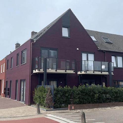 Luxe appartement met parkeerplaats en inloopdouche..., Huizen en Kamers, Huizen te huur, Direct bij eigenaar, Appartement