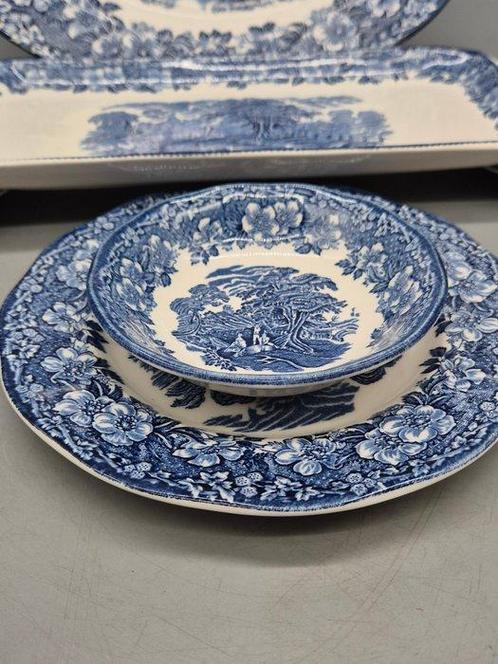 Eetservies - Enoch Wedgwood – „Woodland“ – Speiseservice,, Antiek en Kunst, Antiek | Meubels | Tafels