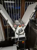 **online veiling ** Nieuwe uitrolmachine dough sheeter, Nieuw zonder verpakking, Bakkerij en Slagerij