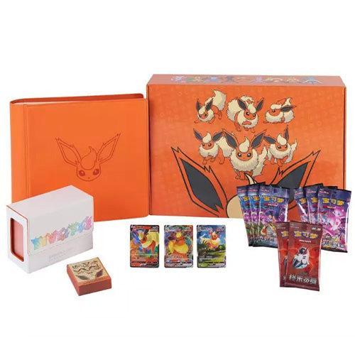 Pokemon Flareon Eevee GX Gift Box - Chinese (Nieuw), Hobby en Vrije tijd, Verzamelkaartspellen | Pokémon, Nieuw, Verzenden