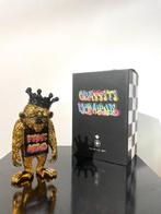 Van Apple - Graffiti Monkey - Fake News