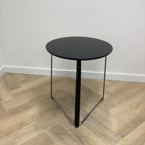 Tweedehands Design Thonet bijzettafel, (hxbxd) 64x55x55cm,, Huis en Inrichting, Tafelonderdelen, Gebruikt, Ophalen of Verzenden