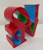 Robert Indiana (after) - sculptuur, Love - 14.5 cm - Hars, Nieuw