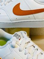 Nike - Veterschoenen - Maat: EU 40, Nieuw