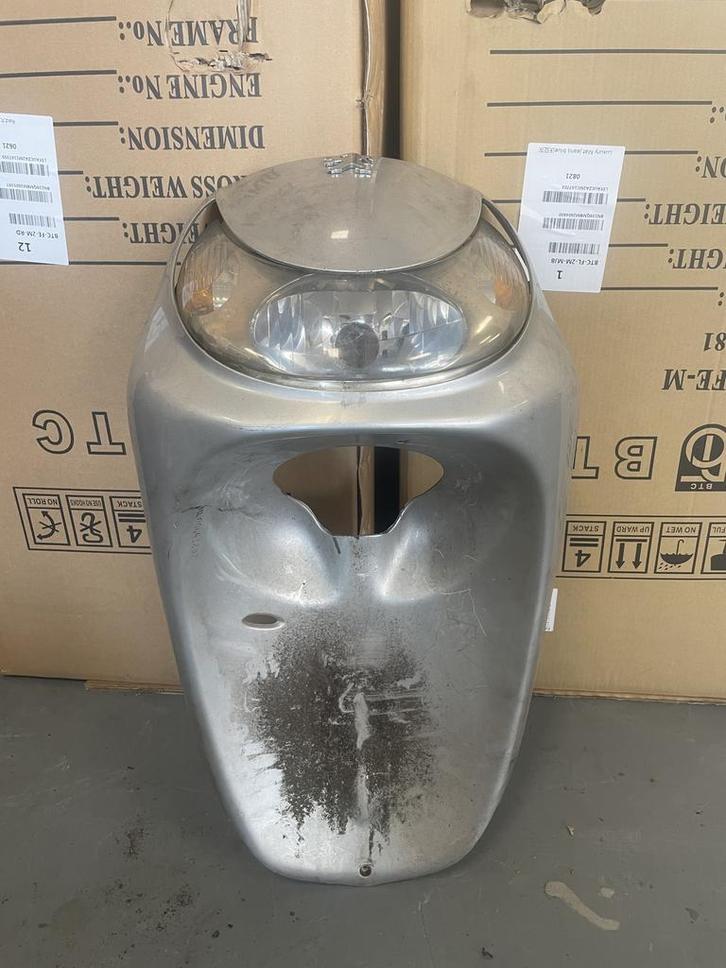 Peugeot Looxor/ Voorscherm met koplamp/ grijs, Fietsen en Brommers, Brommeronderdelen | Scooters, Koplamp, Peugeot, Ophalen of Verzenden