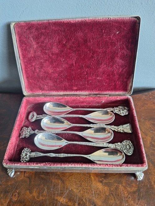 Lepeldoos (7) - verzilverd - Met Zilveren Bloemlepels, Antiek en Kunst, Curiosa en Brocante