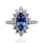 Ring - 18 karaat Witgoud - 2.50ct. tw. Saffier - Diamant -, Nieuw