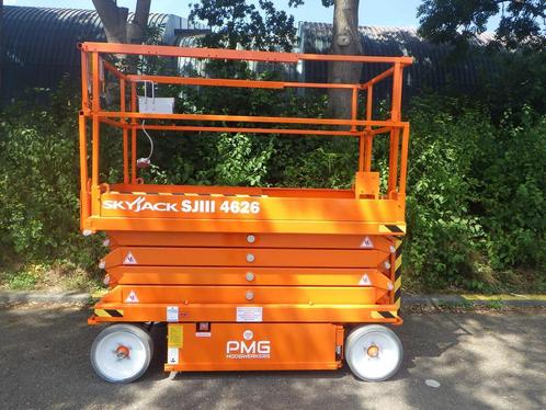 Schaarhoogwerker SkyJack SJ4626 2014, 9,92 meter, nw accus, Zakelijke goederen, Machines en Bouw | Liften, Steigers en Ladders