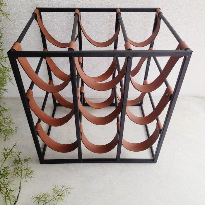 Audo Copenhagen - Arthur Umanoff - Wijnrek - MENU - Leder,, Antiek en Kunst, Curiosa en Brocante