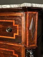 Commode (2) - Hout, Marmer, Antiek en Kunst