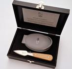 Laguiole - Oyster Knife & Oyster holder - Oak Wood handle -