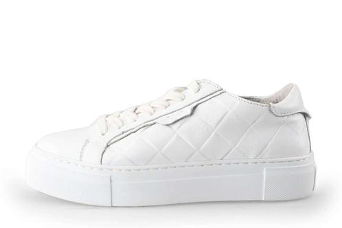 AQA Sneakers in maat 37 Wit | 10% extra korting, Kleding | Dames, Schoenen, Wit, Zo goed als nieuw, Sneakers of Gympen, Verzenden