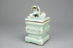Foo Lion Censer - Porselein - Longquan Celadon - China -, Antiek en Kunst
