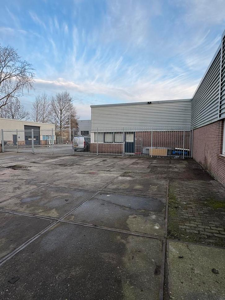 VMK Buitenstalling – Caravan, Camper, Boot, Aanhanger,Auto, Caravans en Kamperen, Caravanstallingen