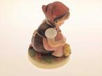 Hummel - Hummel - Beeldje, HUM 57/0 – Chick Girl -