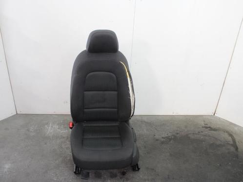 Stoel links Audi A4 O116065, Auto-onderdelen, Interieur en Bekleding, Ophalen of Verzenden