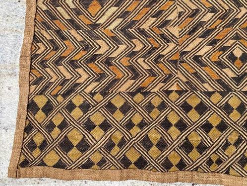 Shoowa - Vloerkleed - 118 cm - 59 cm - Koeba, Antiek en Kunst, Kunst | Niet-Westerse kunst
