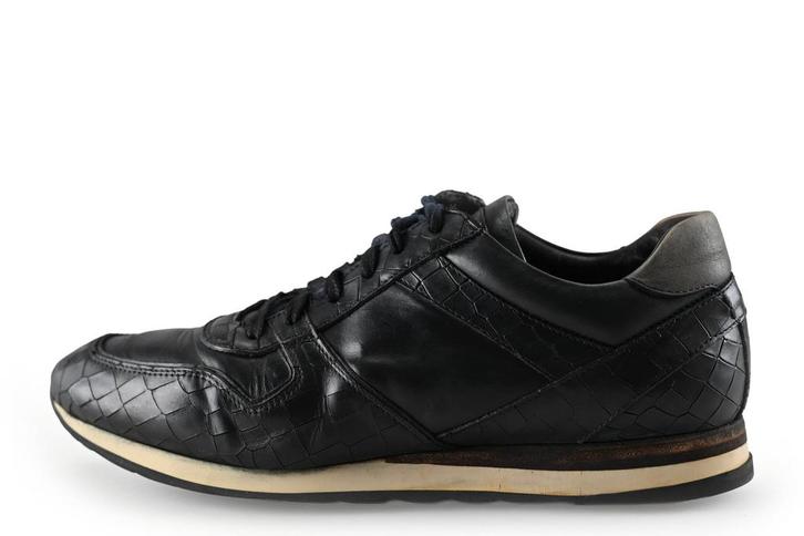 Louis Vuitton Sneakers in maat 43½ Zwart | 10% extra korting, Kleding | Heren, Schoenen, Zwart, Zo goed als nieuw, Sneakers of Gympen